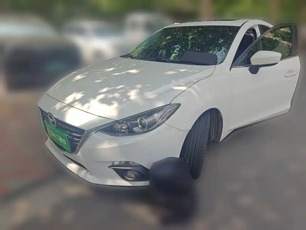 Mazda 3 Axela 2016