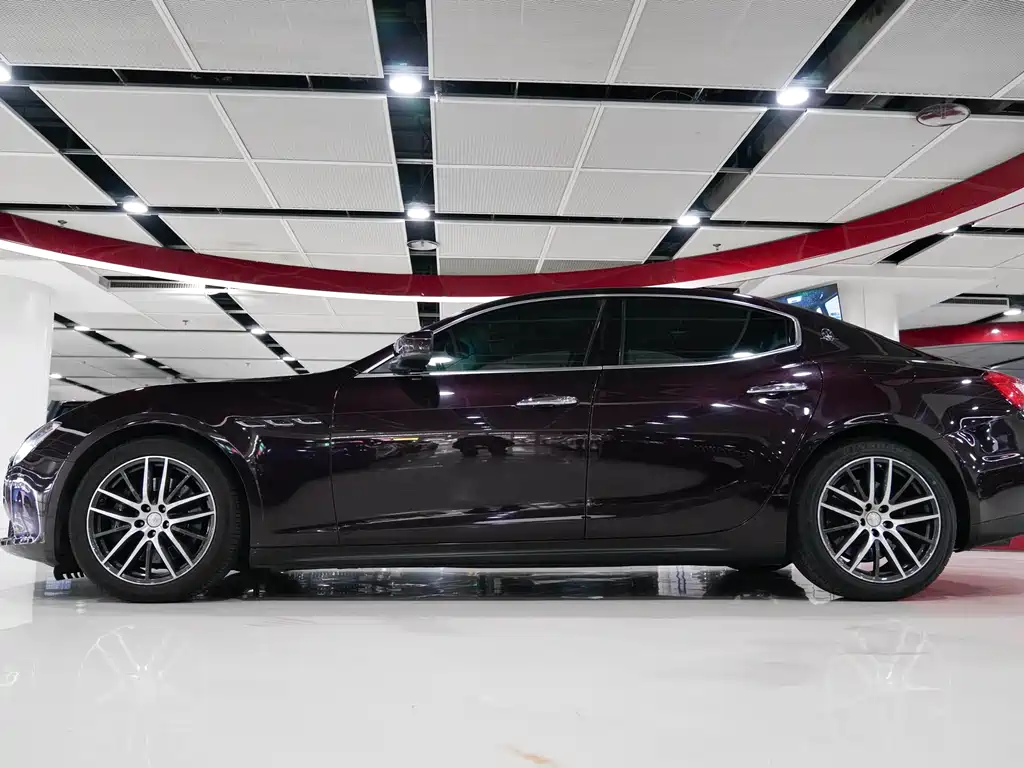 Maserati Ghibli 2015 — фото 4