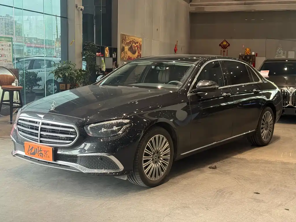 Mercedes-Benz E-Class 2023 — фото 1