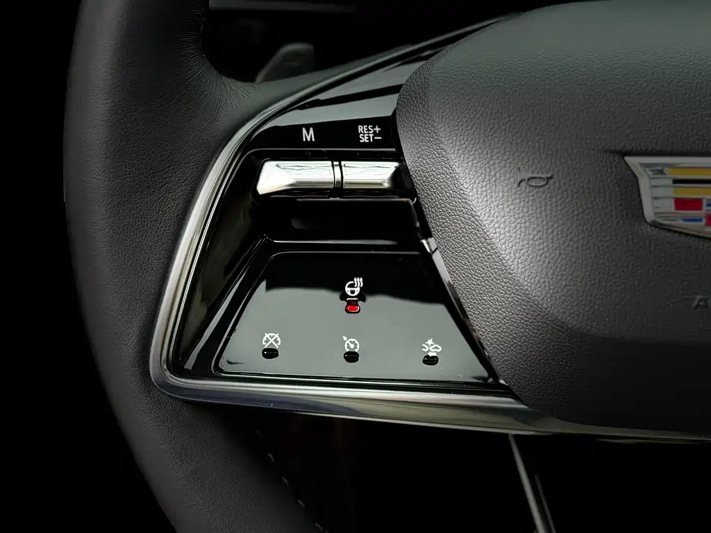 Cadillac CT6 2025 — фото 12