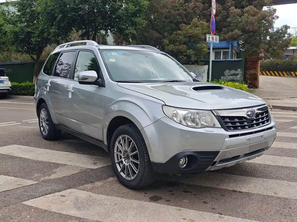 Subaru Forester 2013 — фото 4