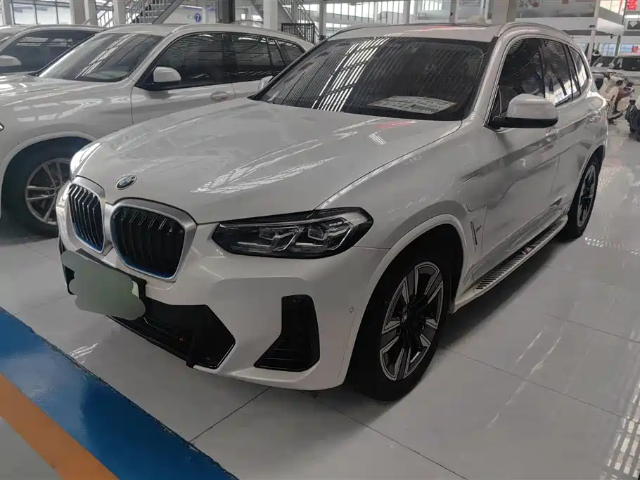 BMW iX3 2022 — фото 1