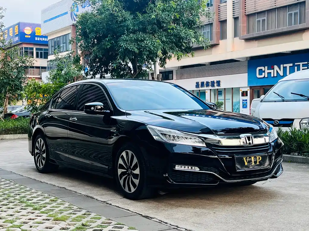 Honda Accord 2017 — фото 3