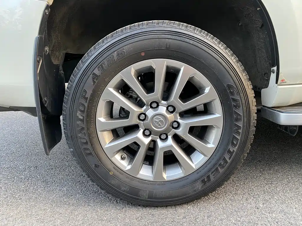 Toyota Prado 2019 — фото 23