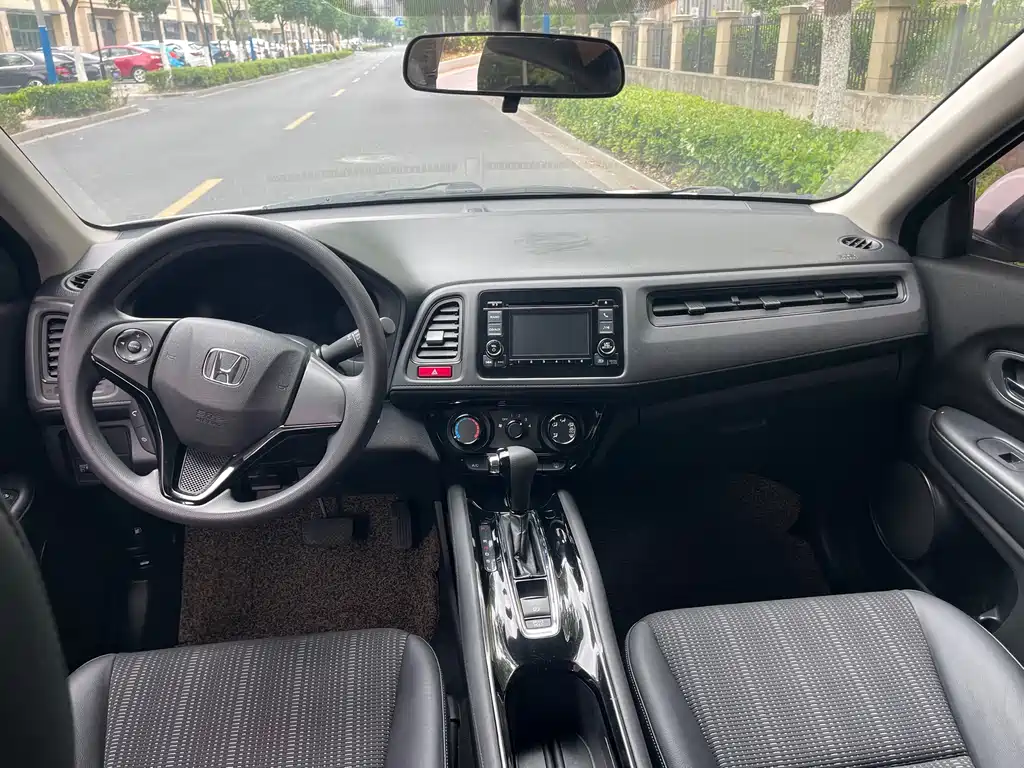Honda Vezel 2015 — фото 7