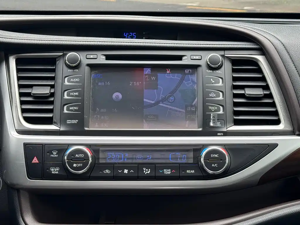Toyota Highlander 2017 — фото 14