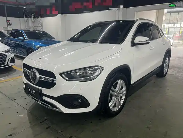 Mercedes-Benz GLA 2021