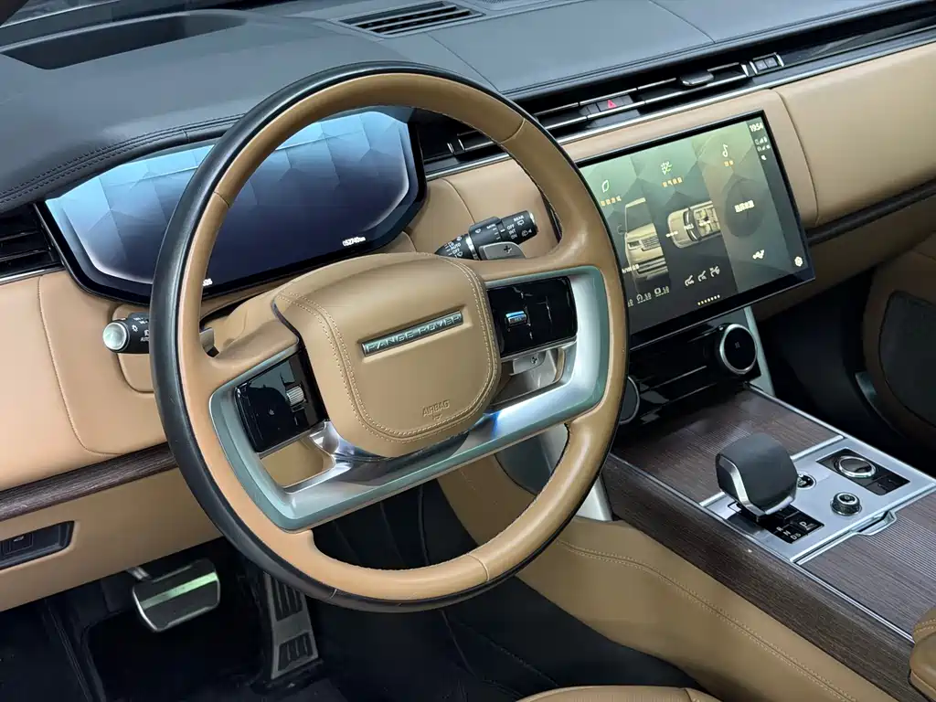 Land Rover Range Rover 2023 — фото 22