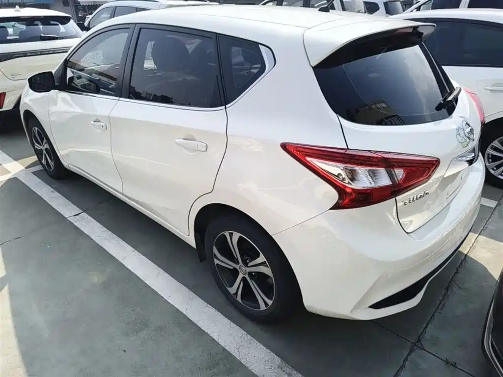 Nissan Tiida 2019 — фото 5