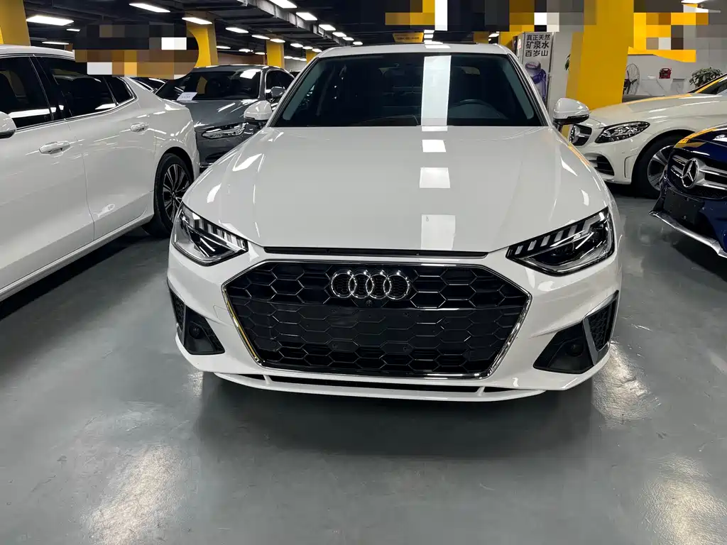 Audi A4L 2021