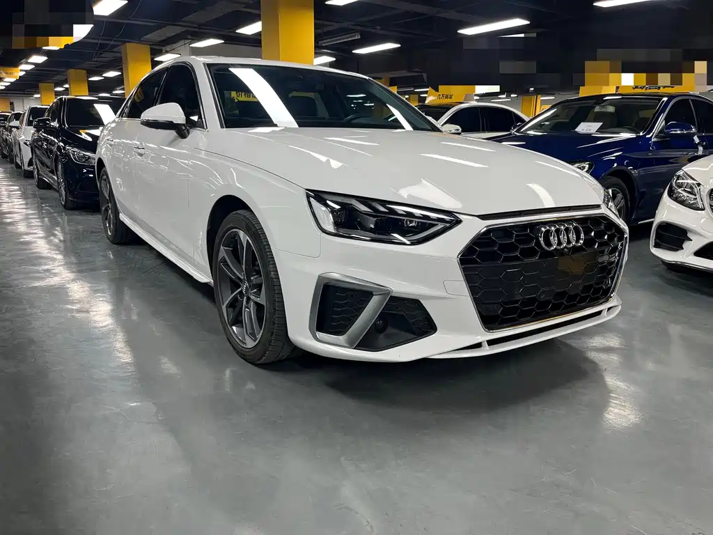 Audi A4L 2021