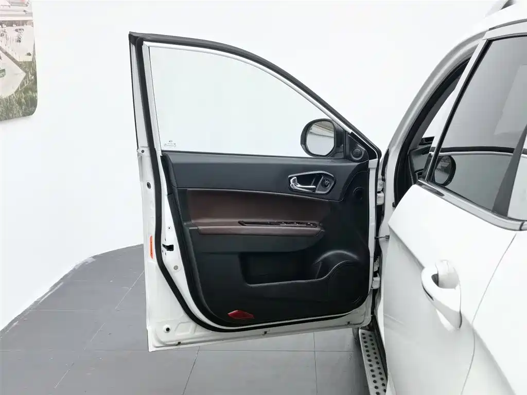 GAC Motor Trumpchi GS5 2014 — фото 8