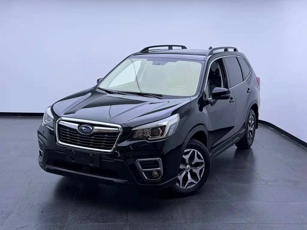 Subaru Forester 2019 — фото 2