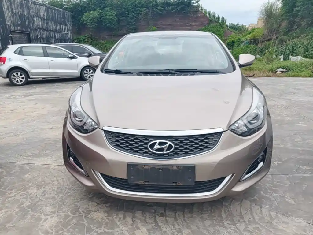 Hyundai Elantra 2018