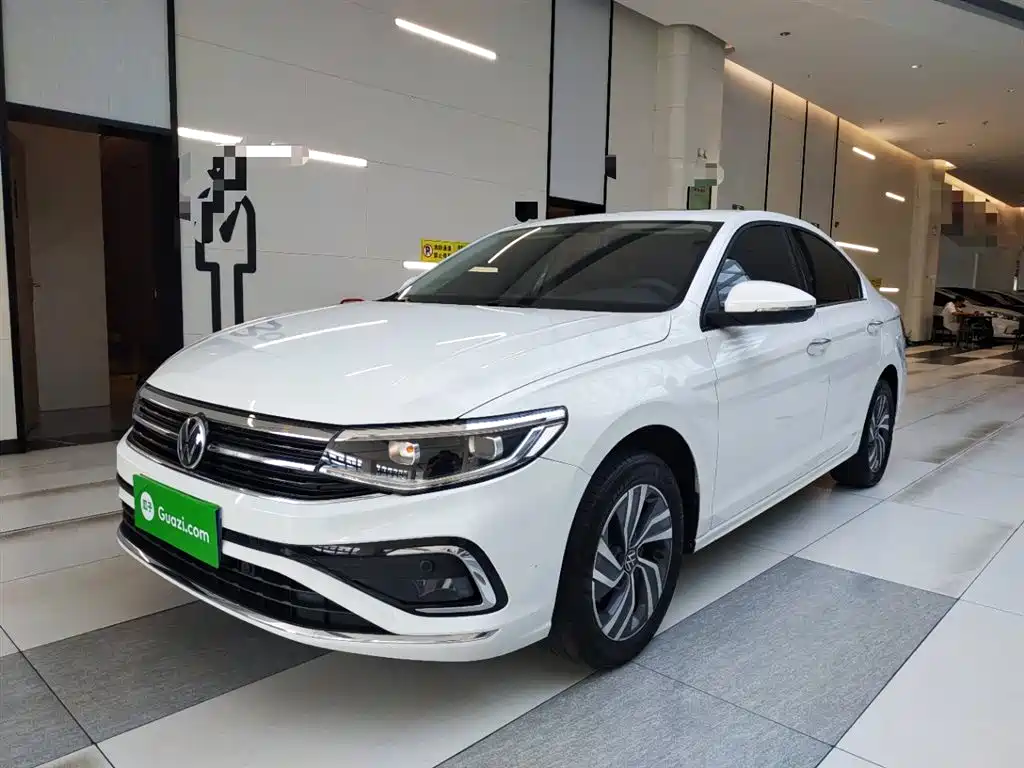 Volkswagen Bora 2023