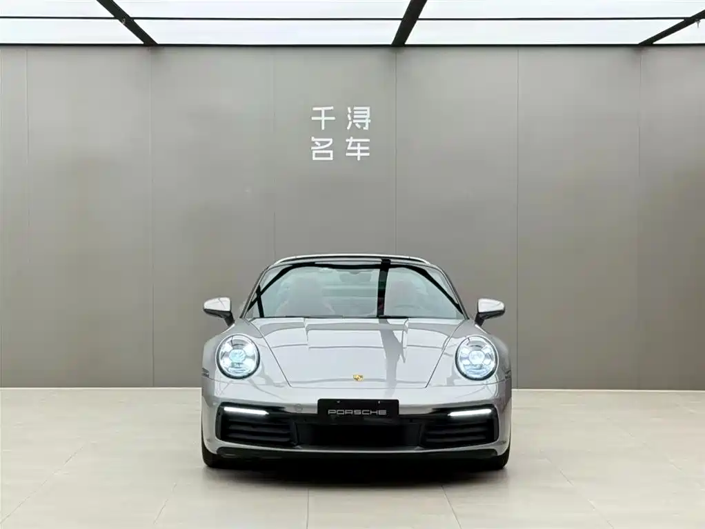 Porsche 911 2022 — фото 2