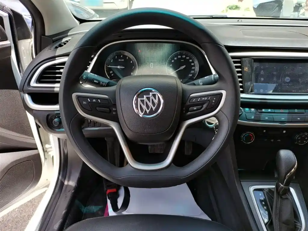 Buick Excelle 2021 — фото 11