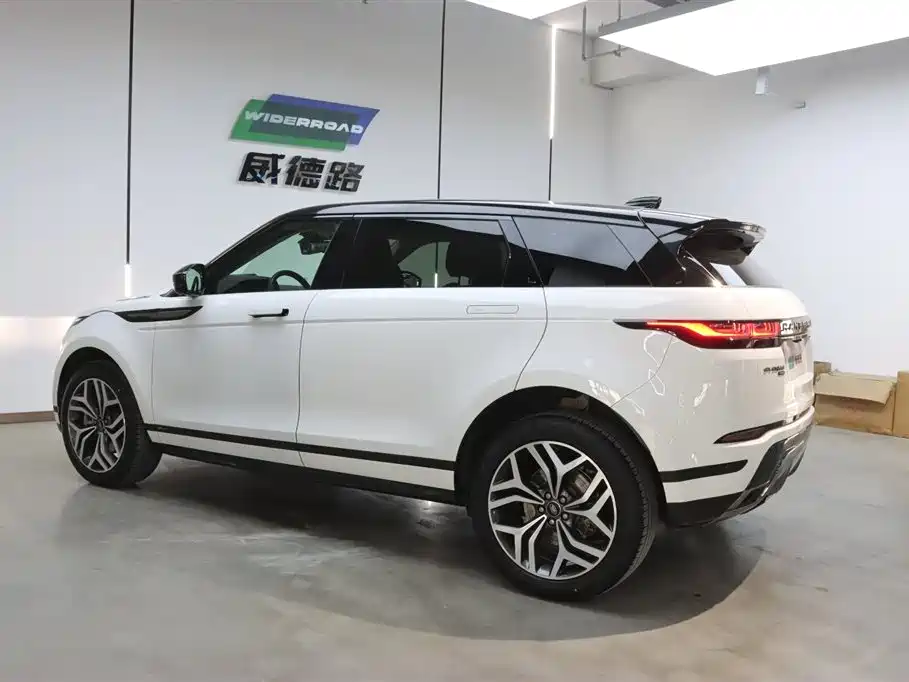 Land Rover Evoque 2022 — фото 7