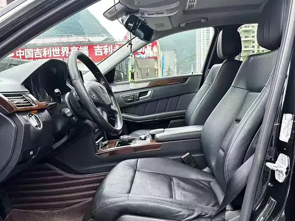Mercedes-Benz E-Class 2013