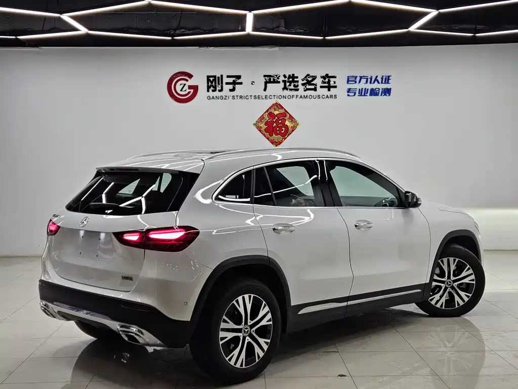 Mercedes-Benz GLA 2025 — фото 4