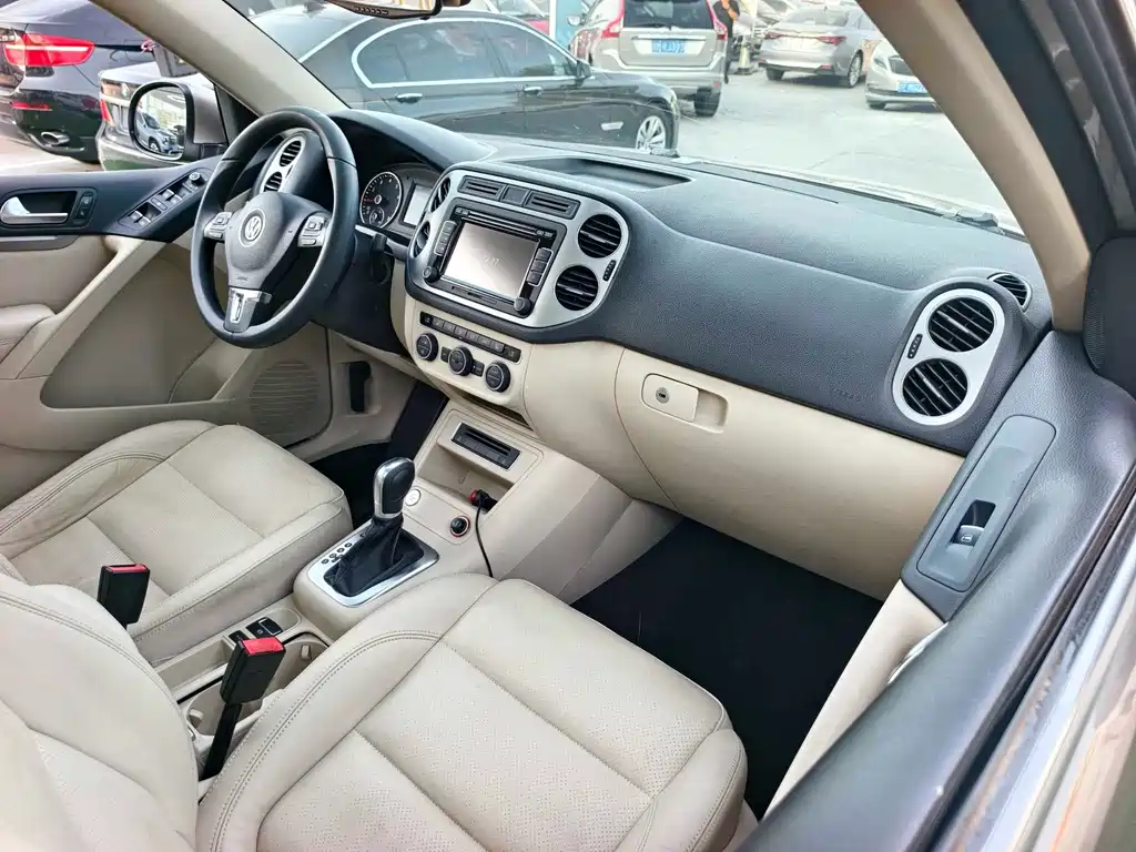 Volkswagen Tiguan 2015 — фото 13