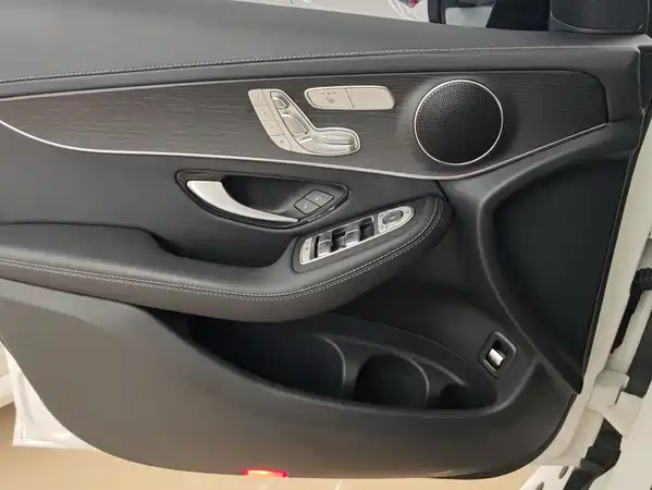 Mercedes-Benz GLC Coupe 2023