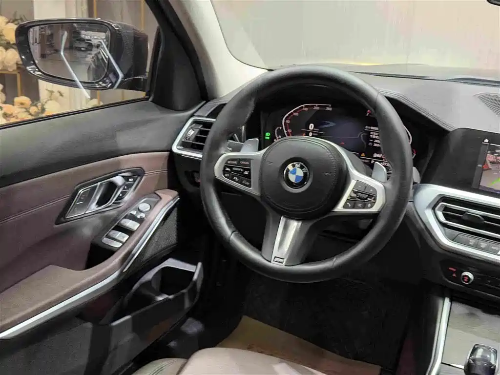 BMW 3 Series 2020 — фото 14
