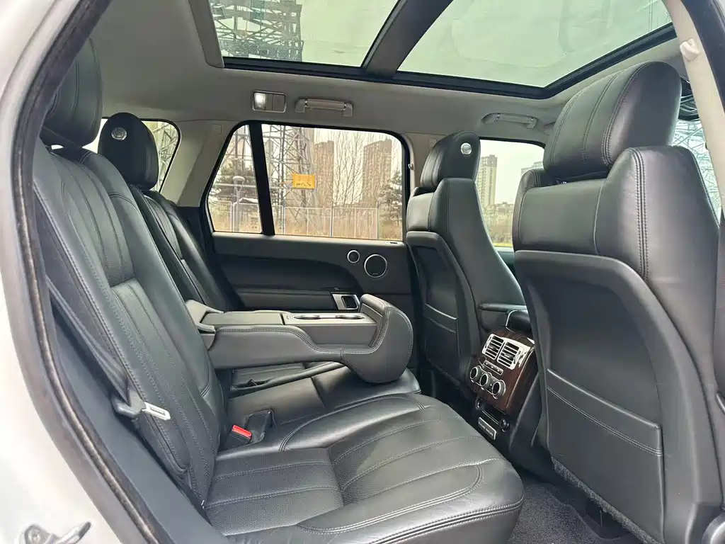 Land Rover Range Rover 2015 — фото 16