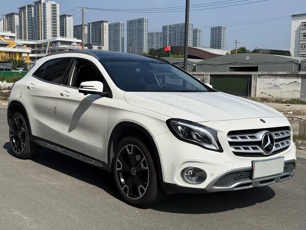 Mercedes-Benz GLA 2018 — фото 3