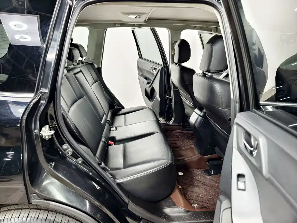 Subaru Forester 2014 — фото 16