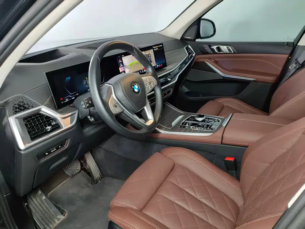 BMW X7 2025 — фото 14