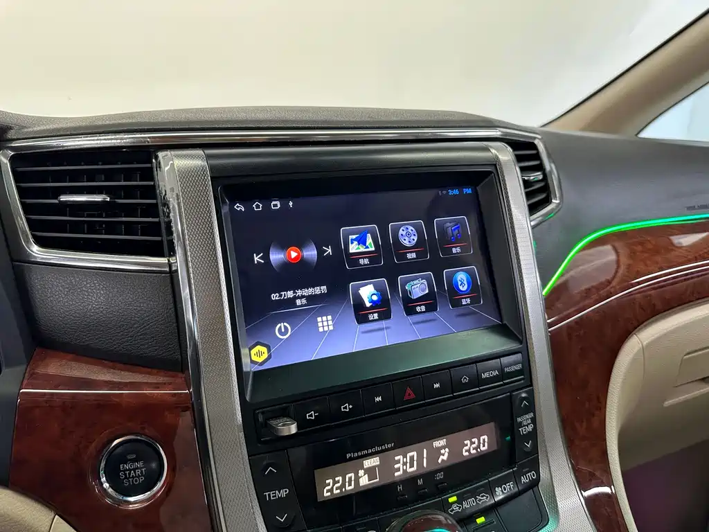 Toyota Alphard 2012 — фото 20