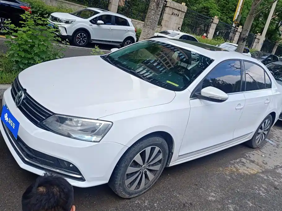 Volkswagen Sagitar 2017 — фото 1