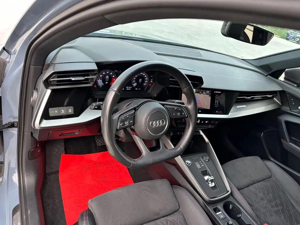 Audi A3 2022 — фото 10