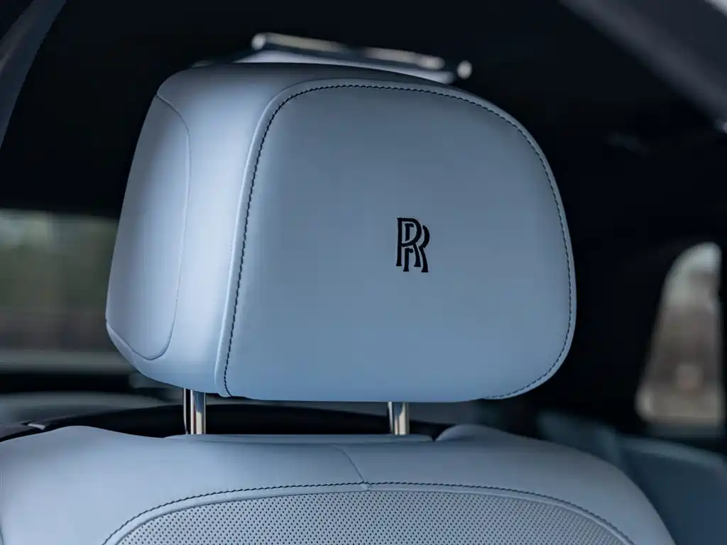 Rolls-Royce Ghost 2023 — фото 22