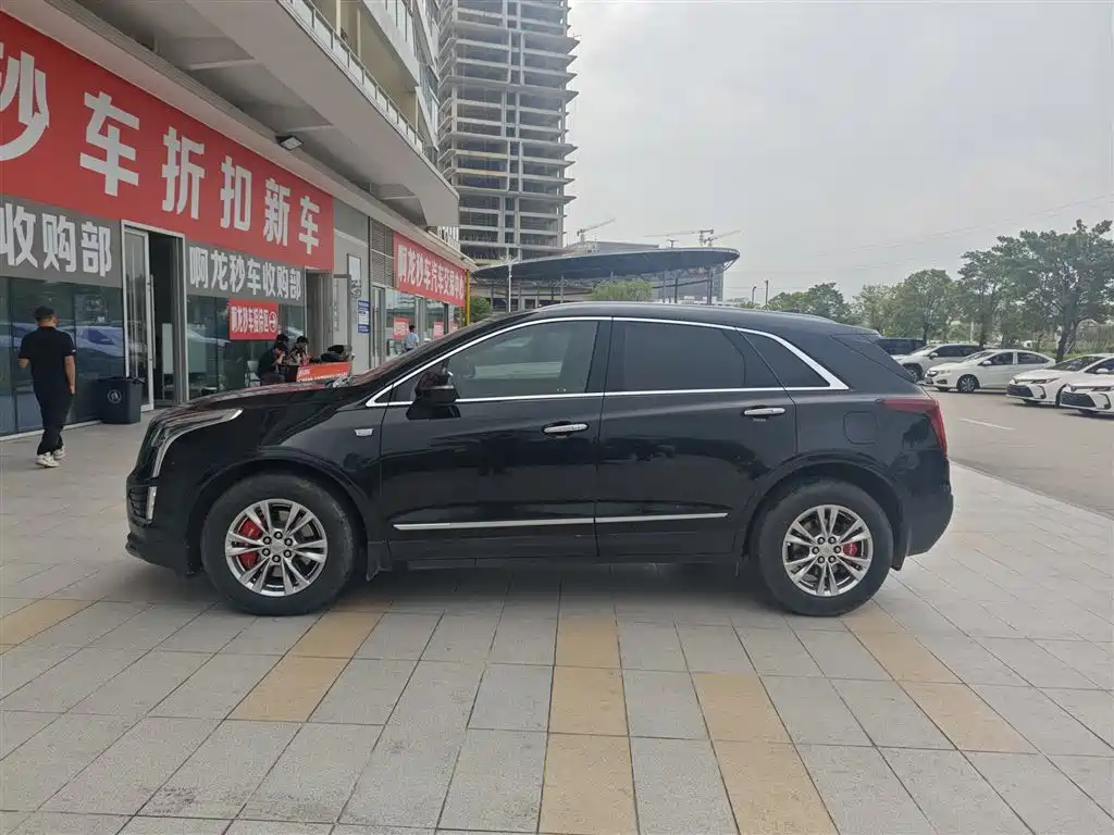 Cadillac XT5 2022 — фото 3
