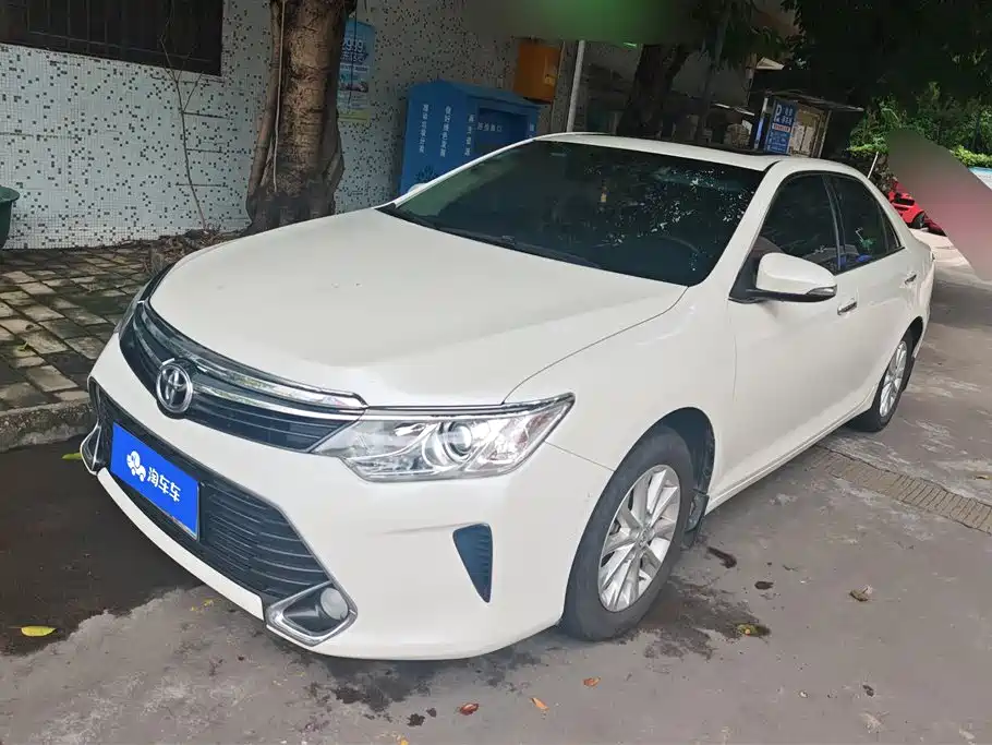 Toyota Camry 2017
