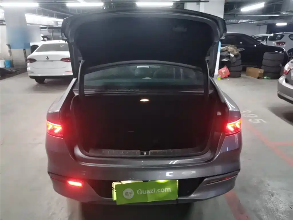 BYD Qin PLUS 2023 — фото 19