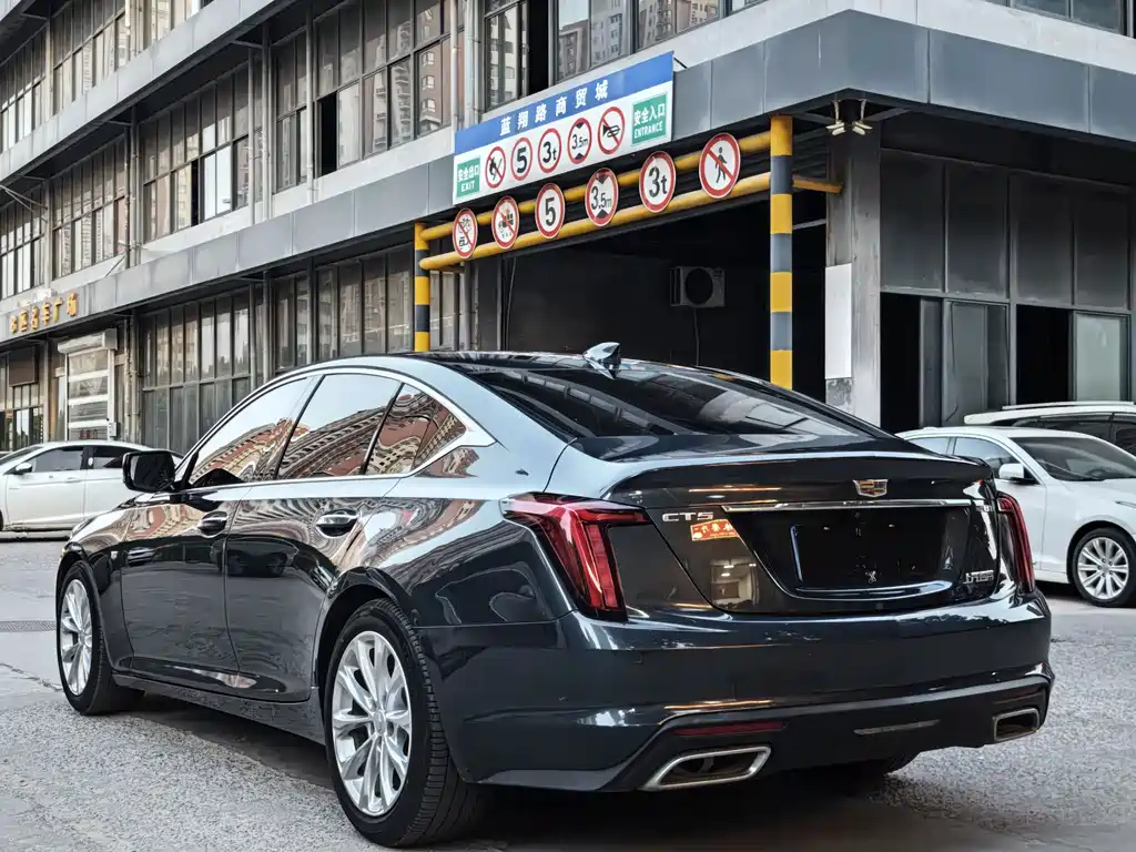 Cadillac CT5 2020 — фото 9