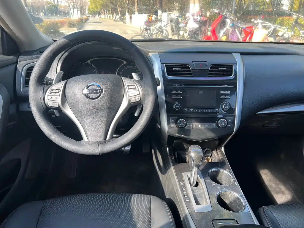 Nissan Teana 2015 — фото 10