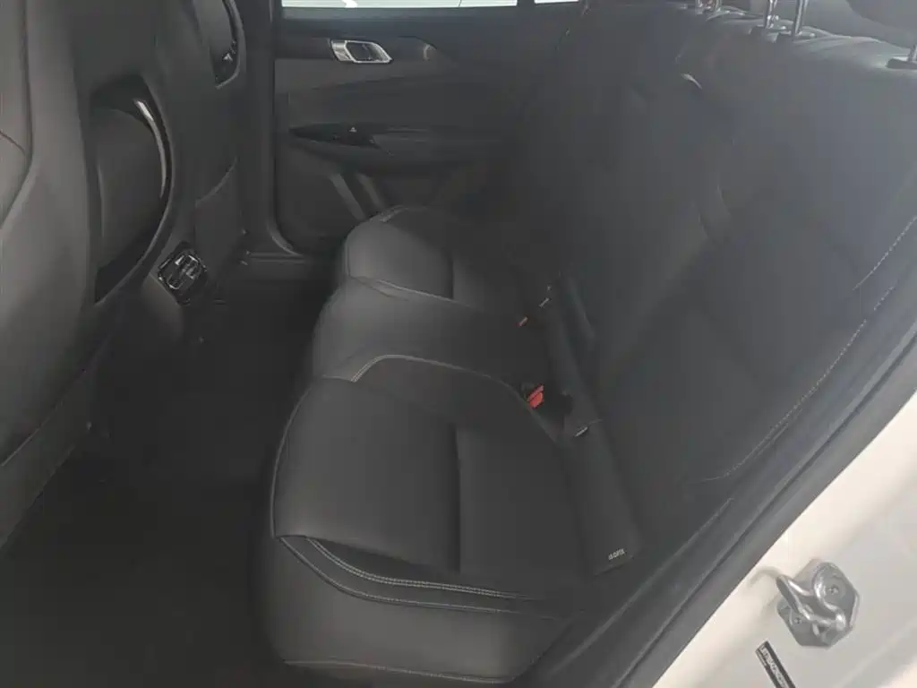 Lynk & Co 03 2022 — фото 17