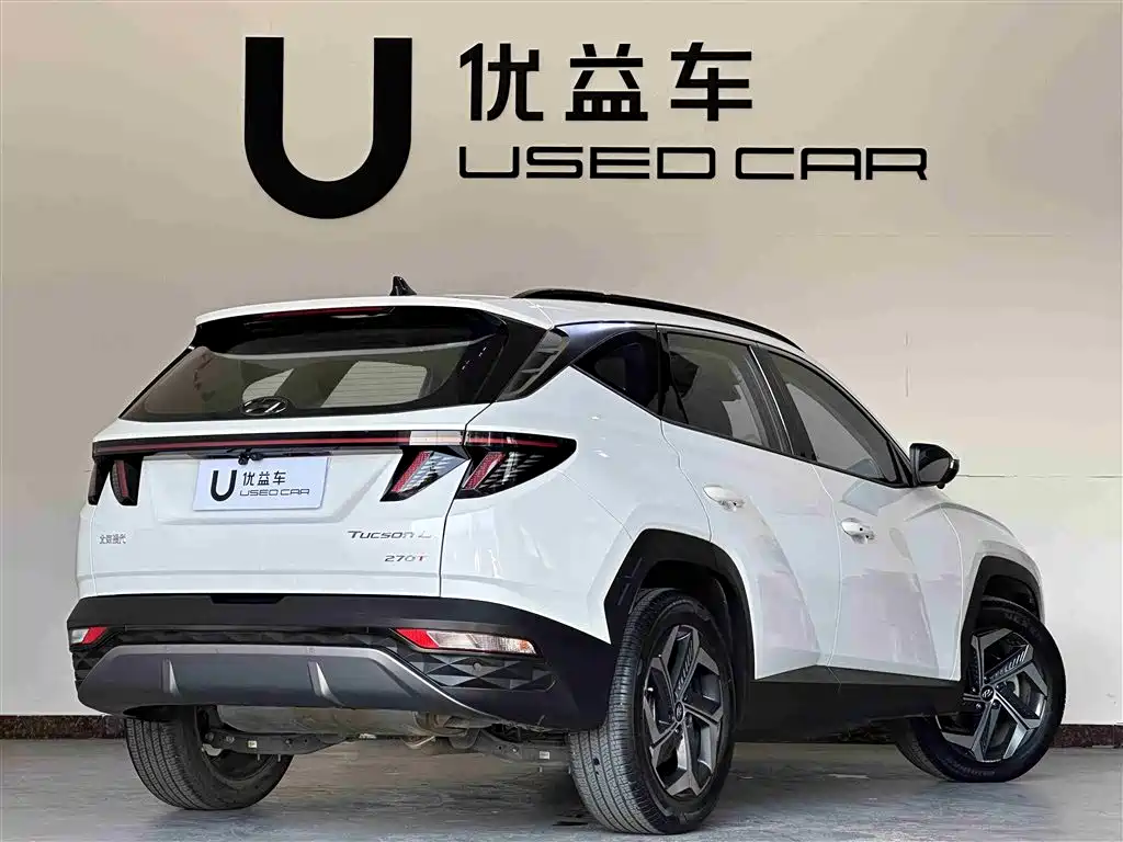 Hyundai Tucson 2023 — фото 9