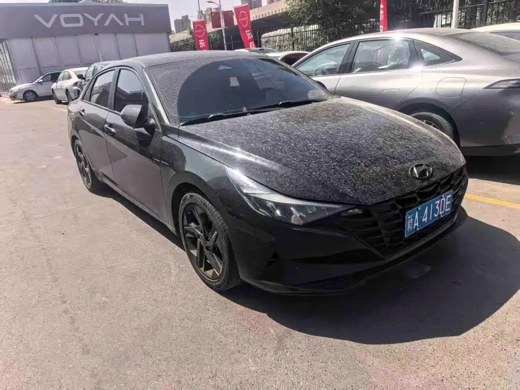 Hyundai Elantra 2022