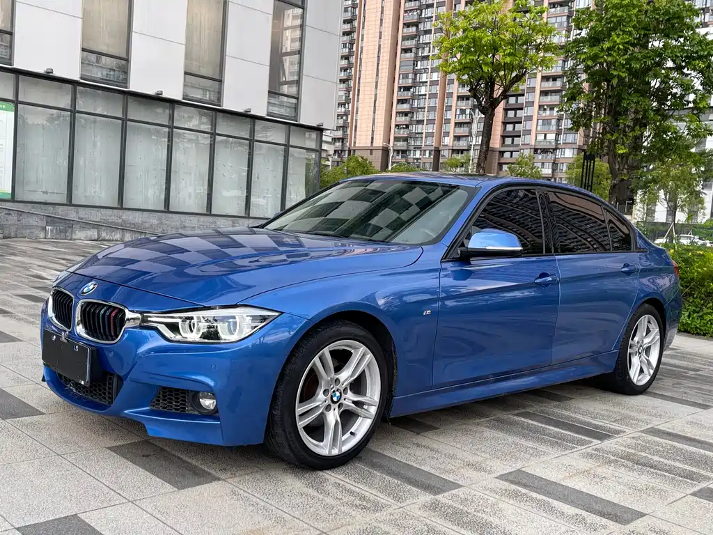 BMW 3 Series 2019 — фото 1