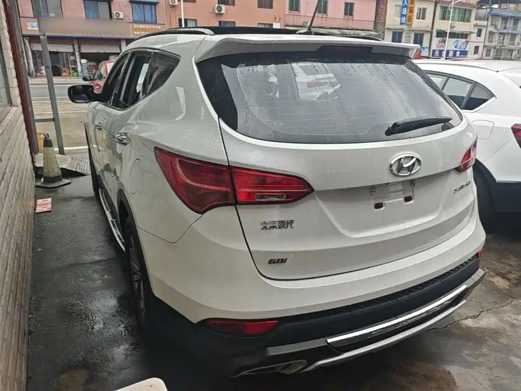 Hyundai Santa Fe 2015 — фото 5