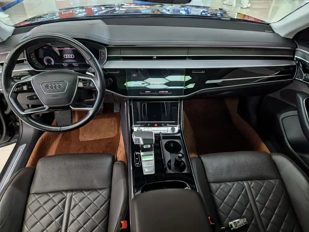 Audi A8 2022