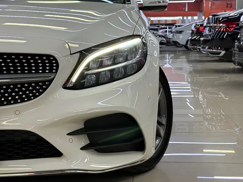 Mercedes-Benz C-Class 2020 — фото 19