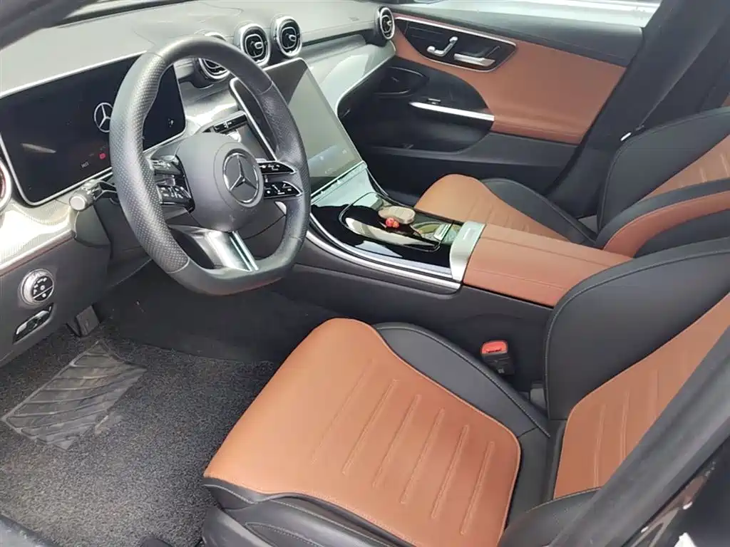 Mercedes-Benz C-Class 2023 — фото 15