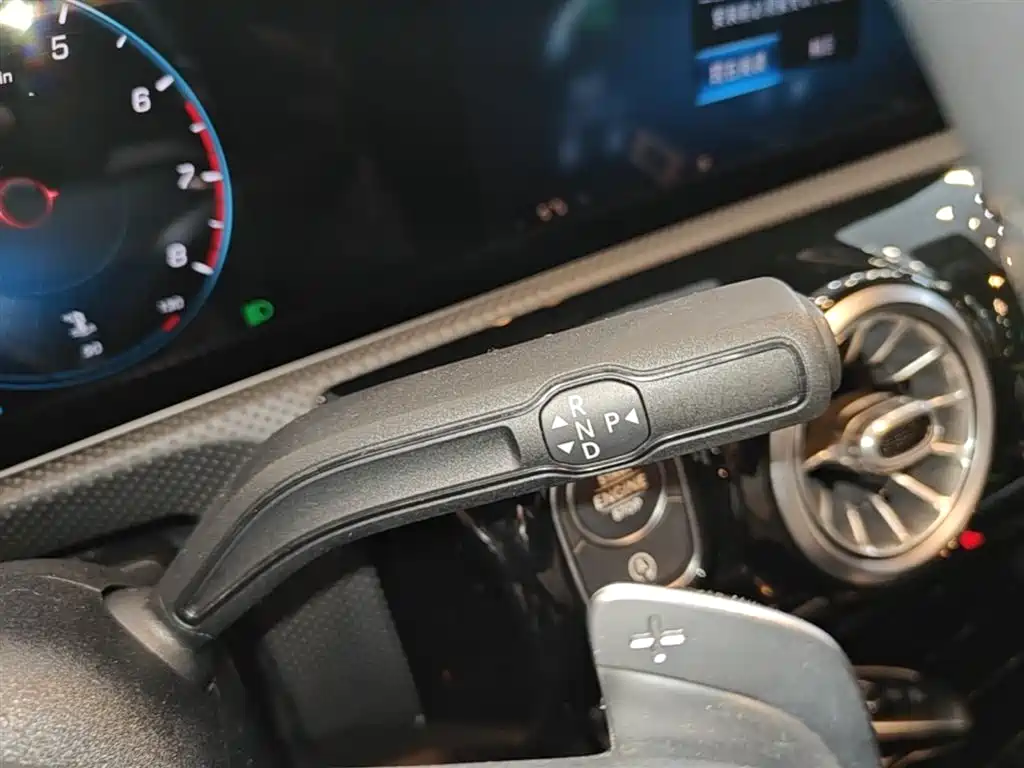 Mercedes-Benz A-Class 2020 — фото 14