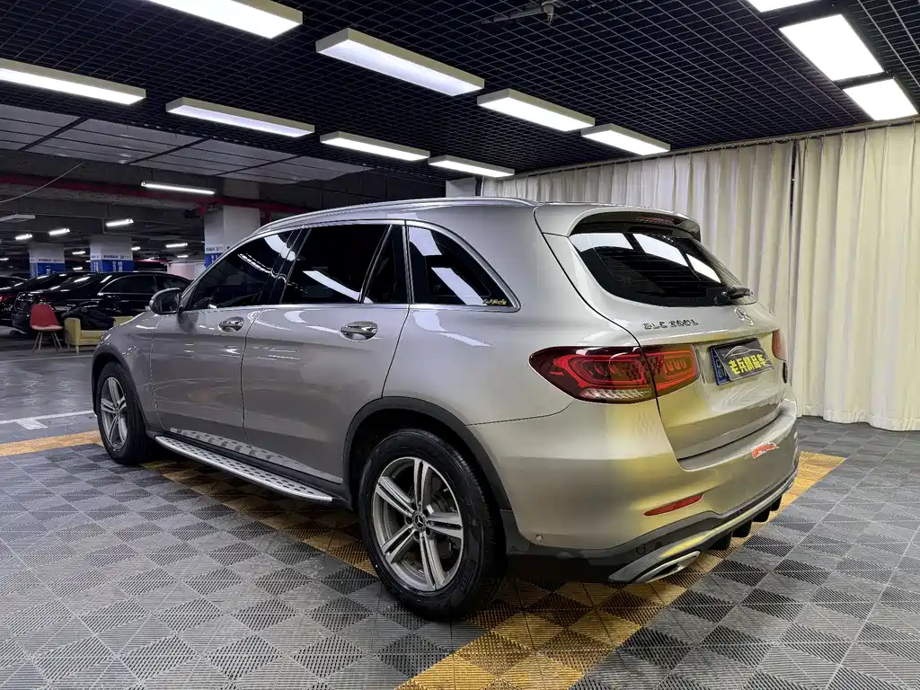 Mercedes-Benz GLC 2019 — фото 10